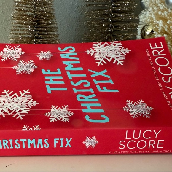 The Christmas Fix Book by Lucy Score - Picture 3 of 4